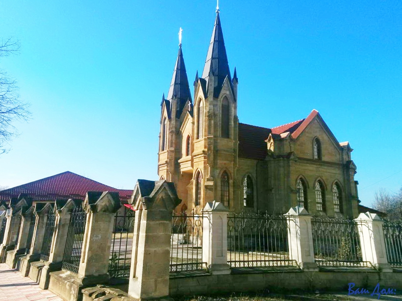 Католический храм Оргеев (1)